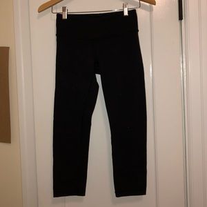 Lululemon cropped leggings